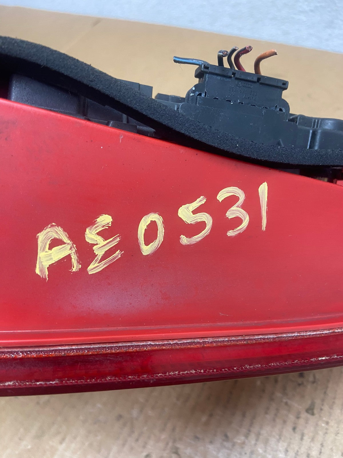 1999 to 2003 Volkswagen Jetta Sedan Left Driver Tail Light AE0531 LK6