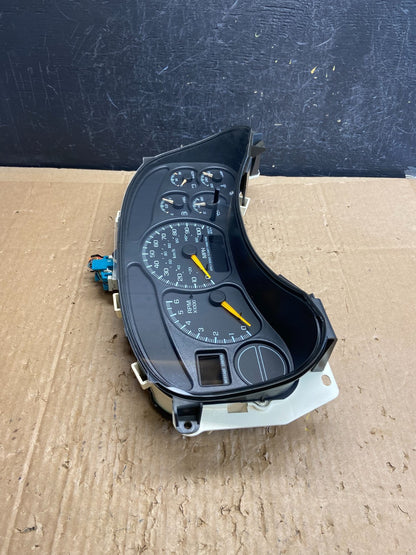 1999 to 2002 Chevrolet Silverado Sierra Cluster Gauge Speedometer ECM AD6916 DG1
