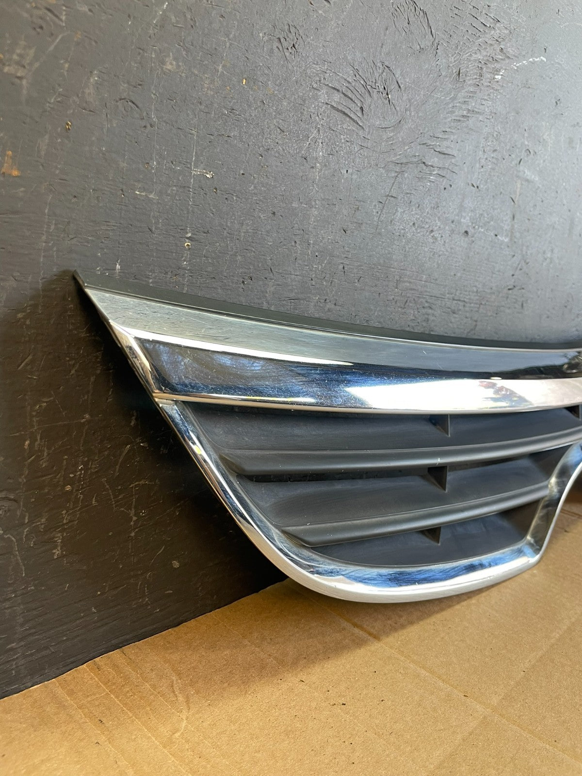 2007 to 2011 Hyundai Veracruz Chrome Grille Grill ac2190 DG2