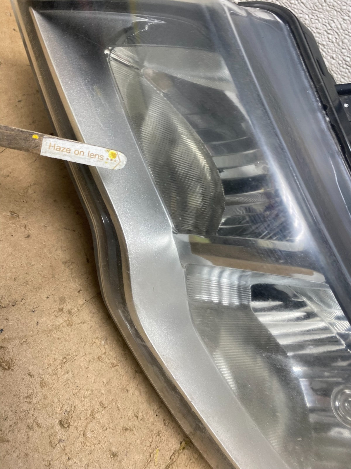2010 to 2013 Kia Forte Koup Left Driver LH Halogen Headlight OEM X7020 DW5