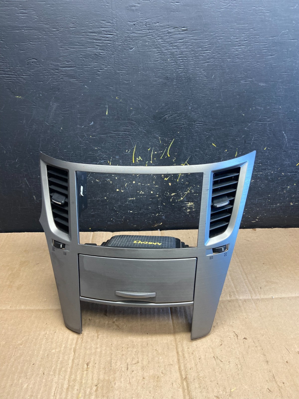 2010 - 2014 Subaru Outback Radio Console Dashboard Center Panel Trim AA8043 DG0