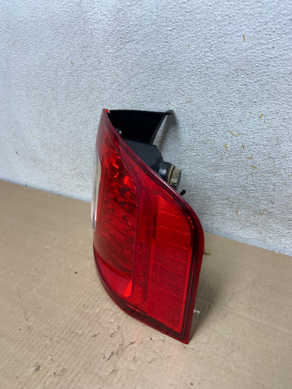 2011 2012 2013 2014 Ford Edge Right Passenger RH Side Tail light AI2186 LK1