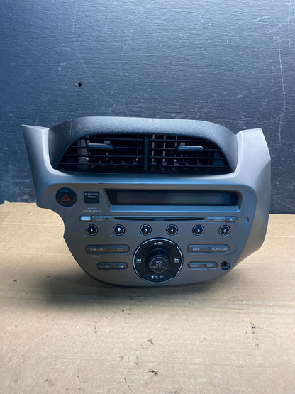 2009 to 2014 Honda Fit Radio CD Player AM/FM MP3 AUX AE8153 DG0