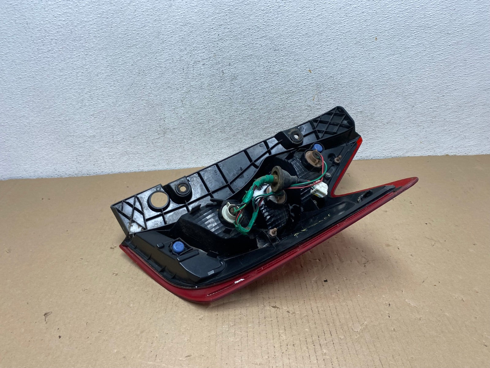 2014 - 2019 Nissan Versa Note Hatchback Left Driver LH Tail Light AF3114 LK4