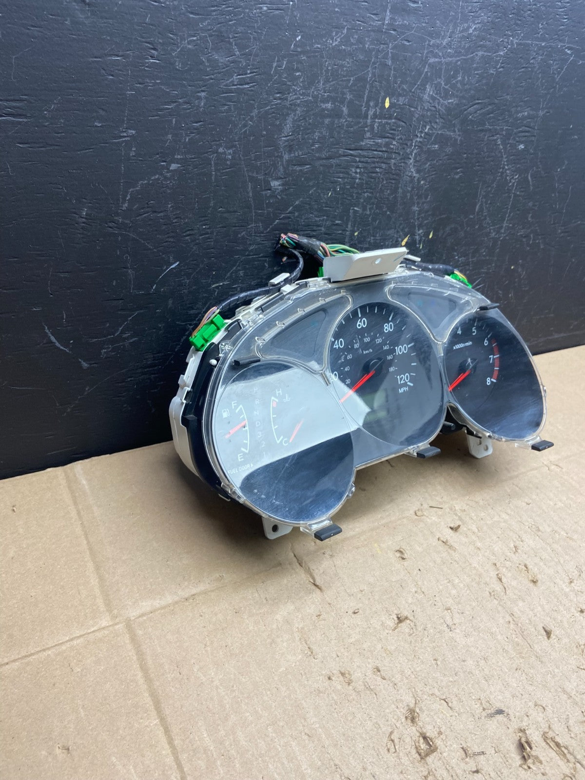 2004 to 2008 Subaru Forester Speedometer Instrument Cluster Ab97643