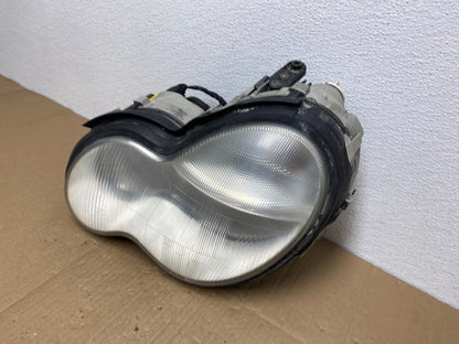 2001-2004 Mercedes-Benz C Class Halogen Left Driver Headlight Oem AB8119 DW1