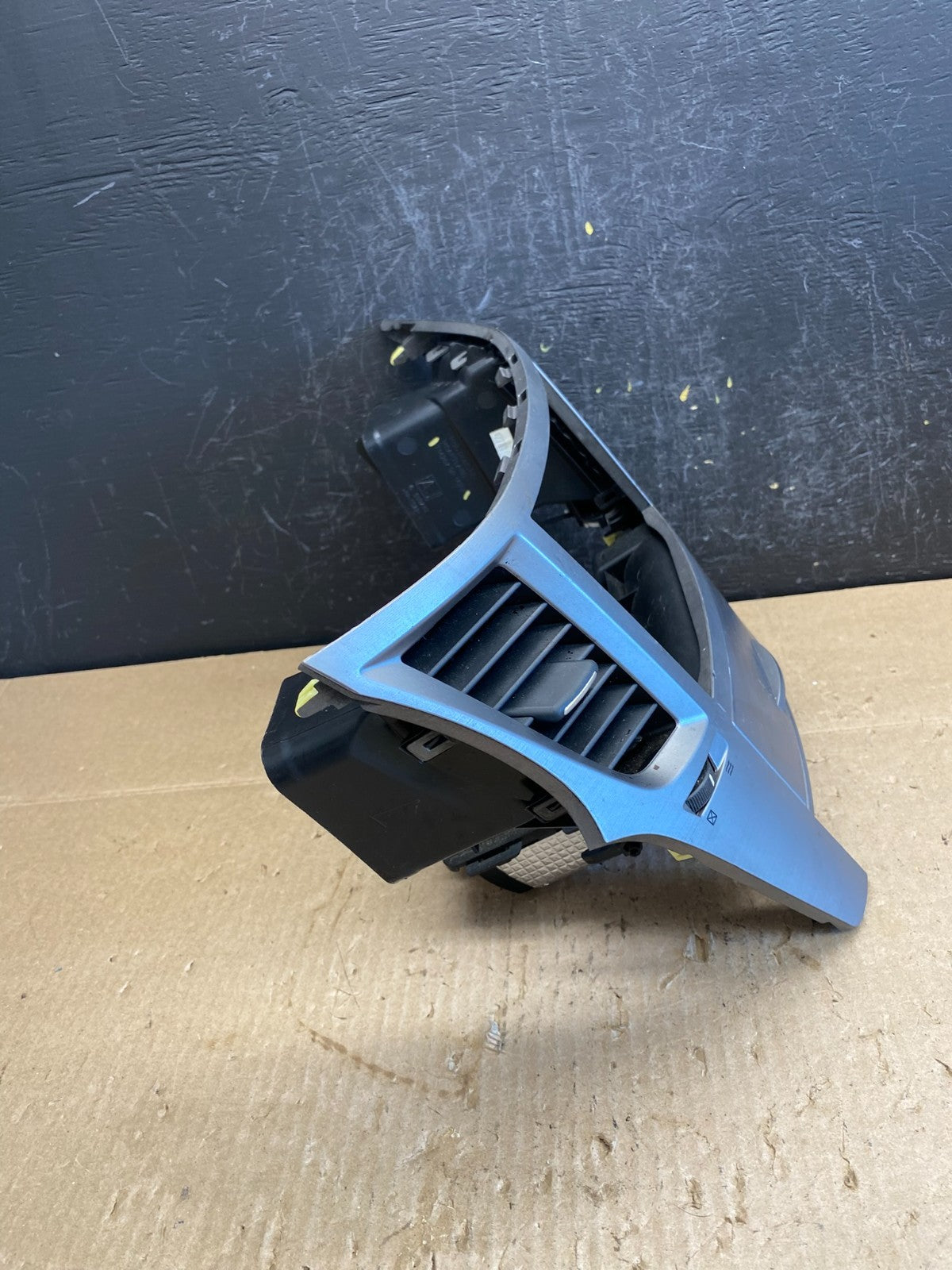 2010-2014 Subaru Legacy Outback Vent Radio Panel Trim Bezel ac6809 DG1
