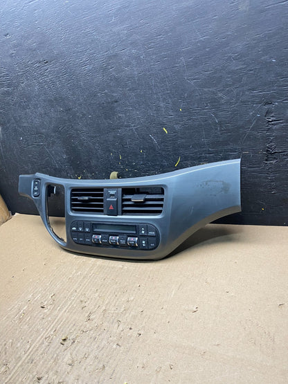 2005 to 2010 Honda Odyssey Radio Climate Control Dash Trim Bezel T1503 DG2