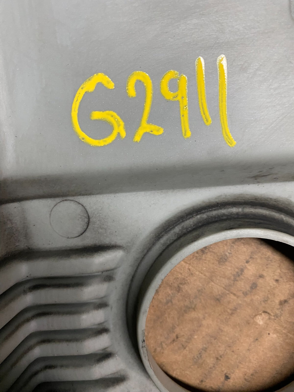 2006 to 2008 Ford Escape Hybrid Engine Motor Cover G2911 DG19