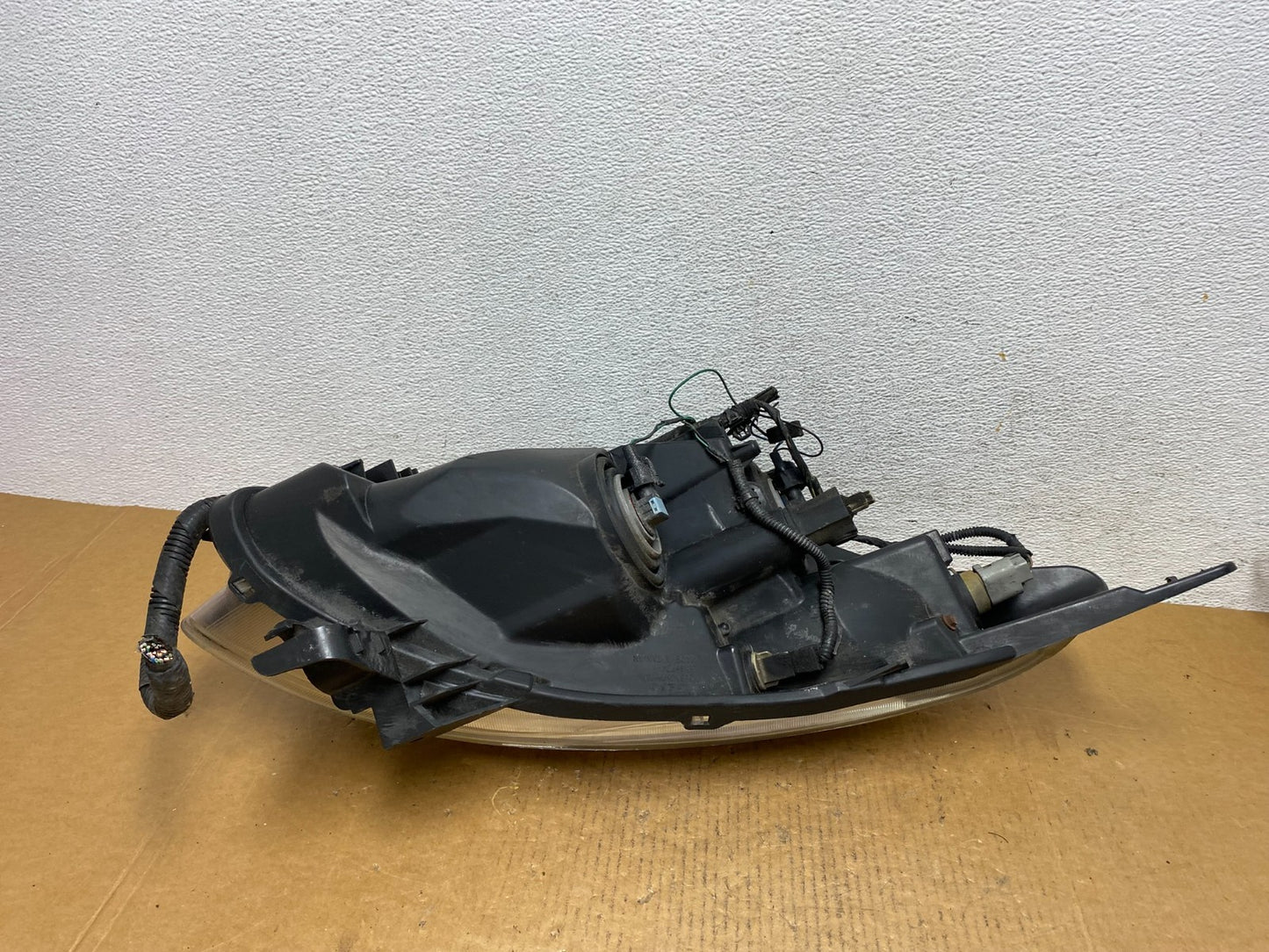 Sedan 2010 2011 2012 Nissan Altima Left Driver Side Headlight AE0595 DW4