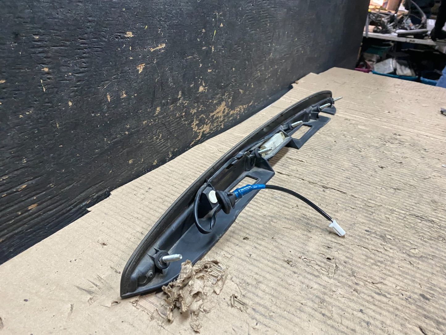2006 - 2008 Lexus RX400h Tailgate Liftgate Handle License Plate Light V4168 DG6