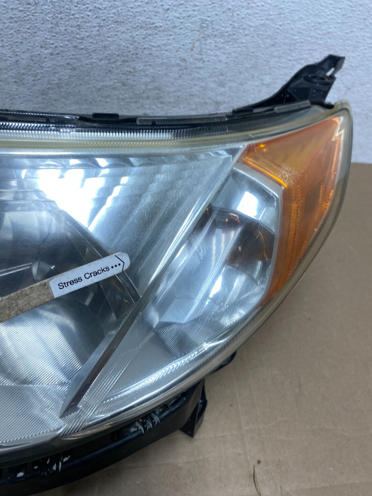 2009-2013 Subaru Forester Left Driver LH Halogen Headlight AE4903 DW4