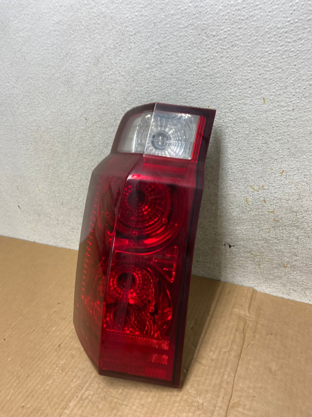 2006 to 2010 Jeep Commander Left Driver Side Tail Light AI5876 LK0