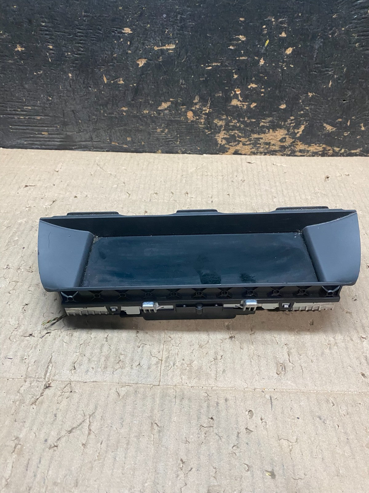2011-2016 BMW F10 528i 550i Central Information Display Monitor Screen X8071 DG2