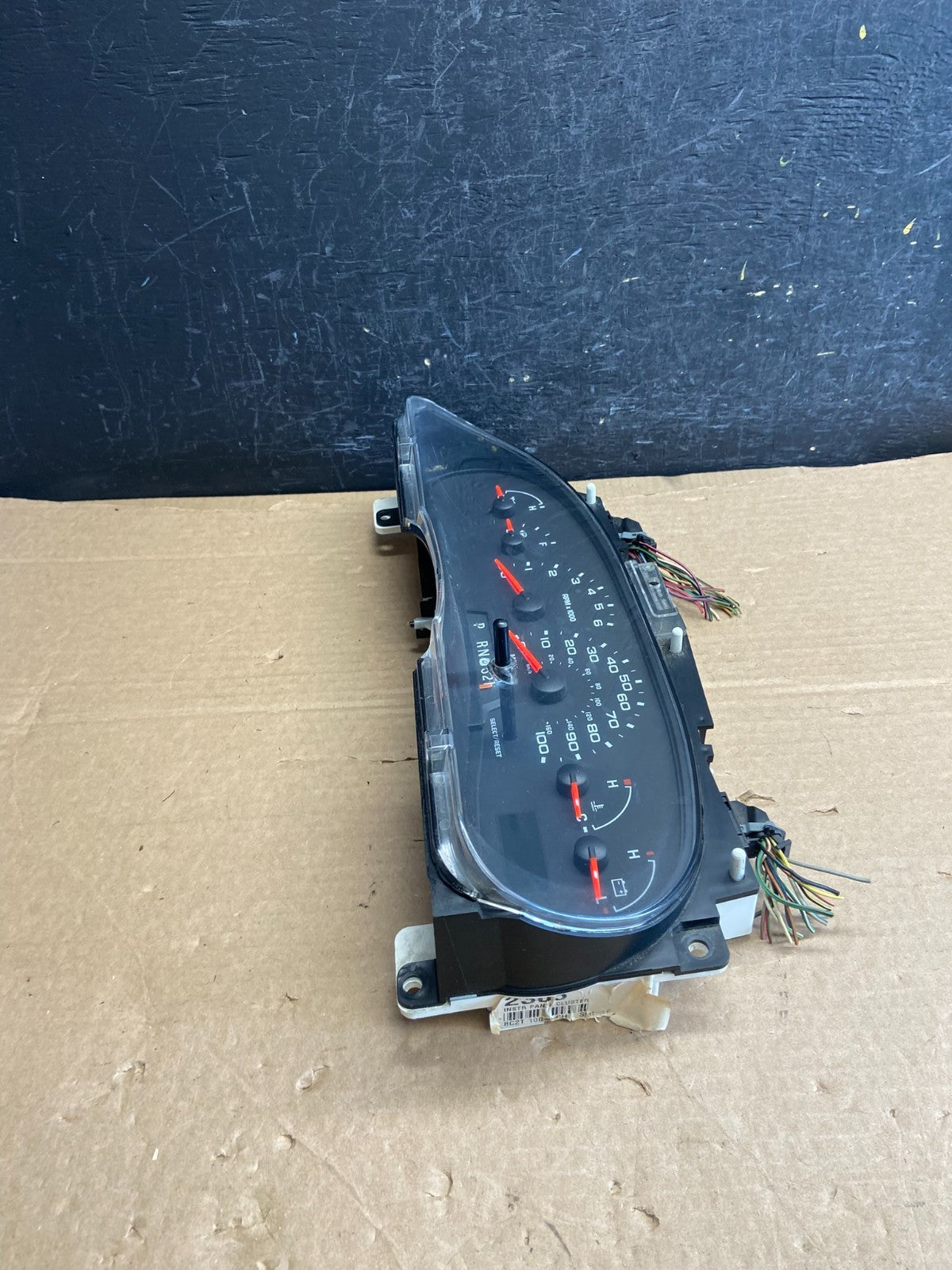 2006 Ford E350 Gauge Speedometer Cluster AF2483 DG2