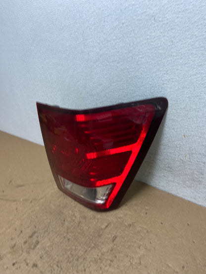 2007 2008 2009 2010 Jeep Grand Cherokee Right Passenger Tail Light AG1417 LK1