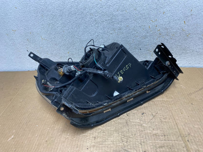 2003 2004 2005 Honda Pilot Left Driver LH Side Halogen Headlight AI8057 DW7