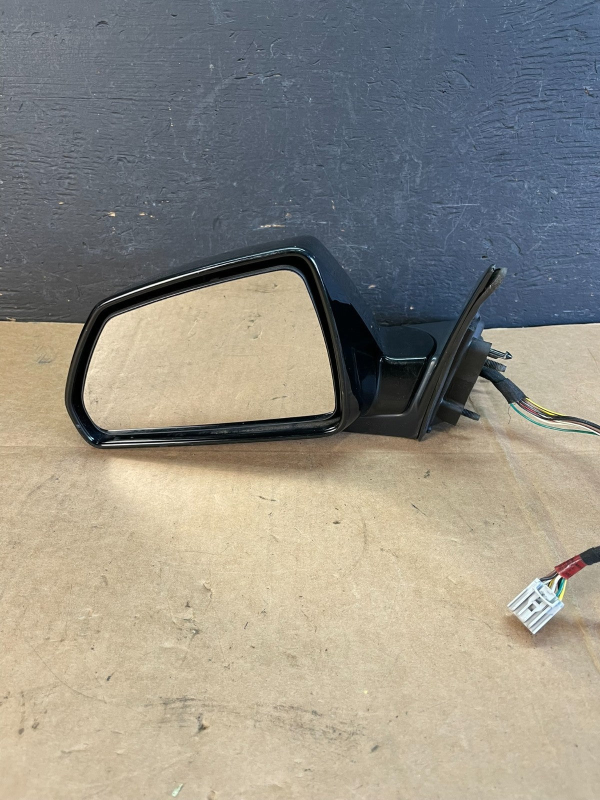 2008 to 2014 Cadillac CTS Left Driver Lh Power Door Mirror AE0944 DW8