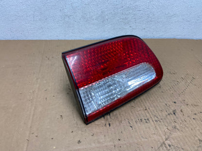 2001 2002 2003 Toyota Sienna Left Driver Lh Side Inner Tail Light AD2382 LK2