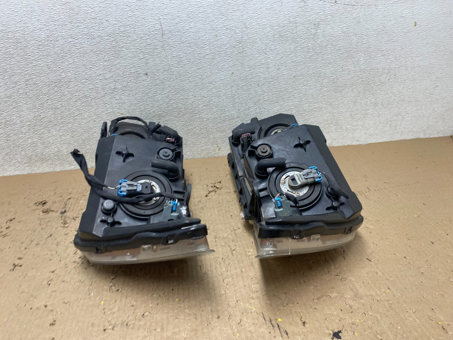 2009 to 2017 Dodge Journey Headlights Left+Right Set Halogen Oem S0023 DW12