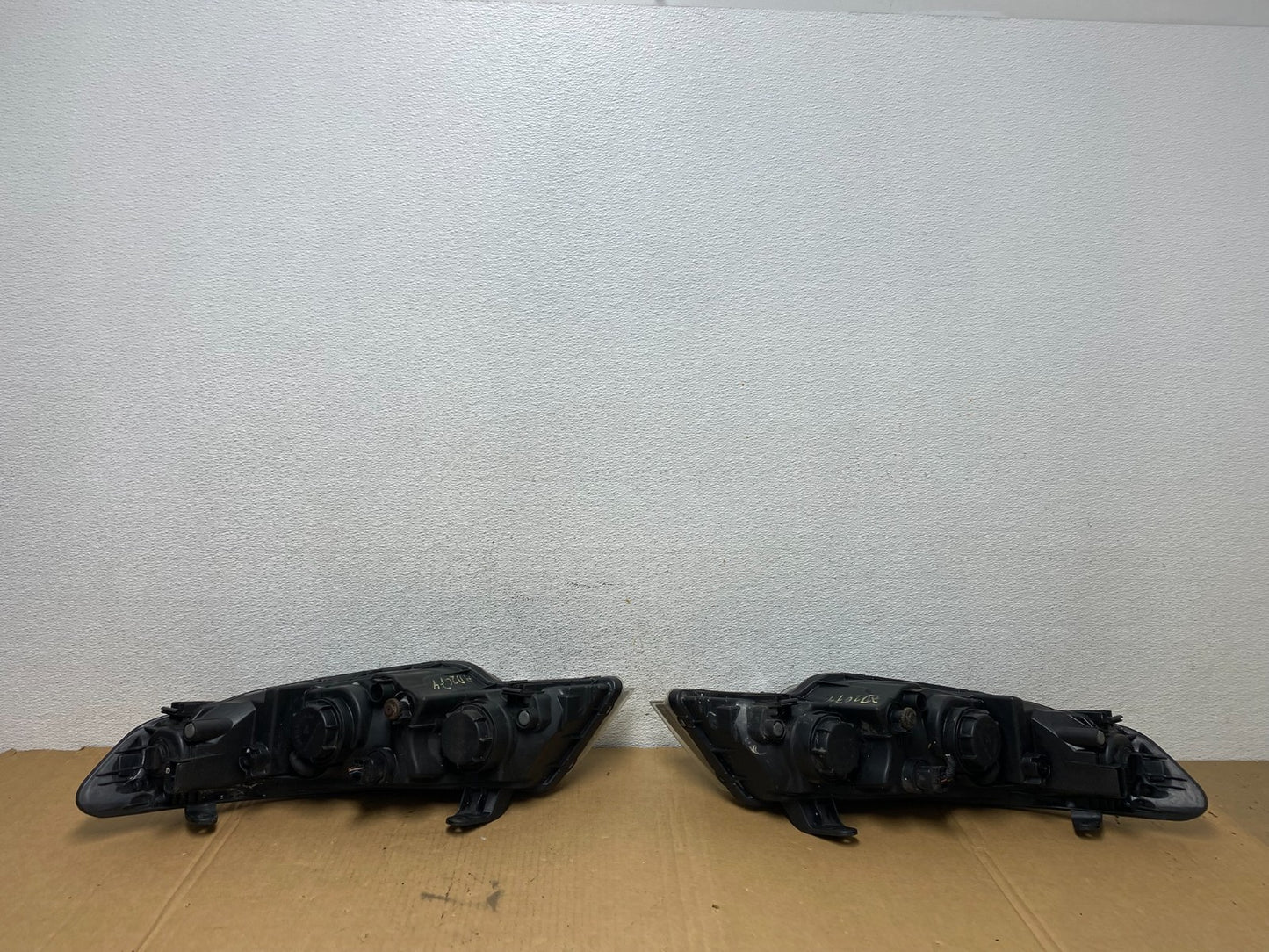 2010 2011 2012 Kia Forte Left+Right Side Headlights Halogen AD2674 DW8