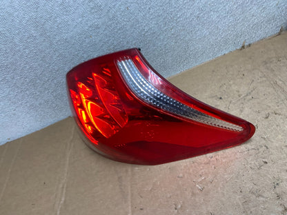 2006 2007 2008 Toyota Rav4 Right Passenger RH Side Tail Light AA52341