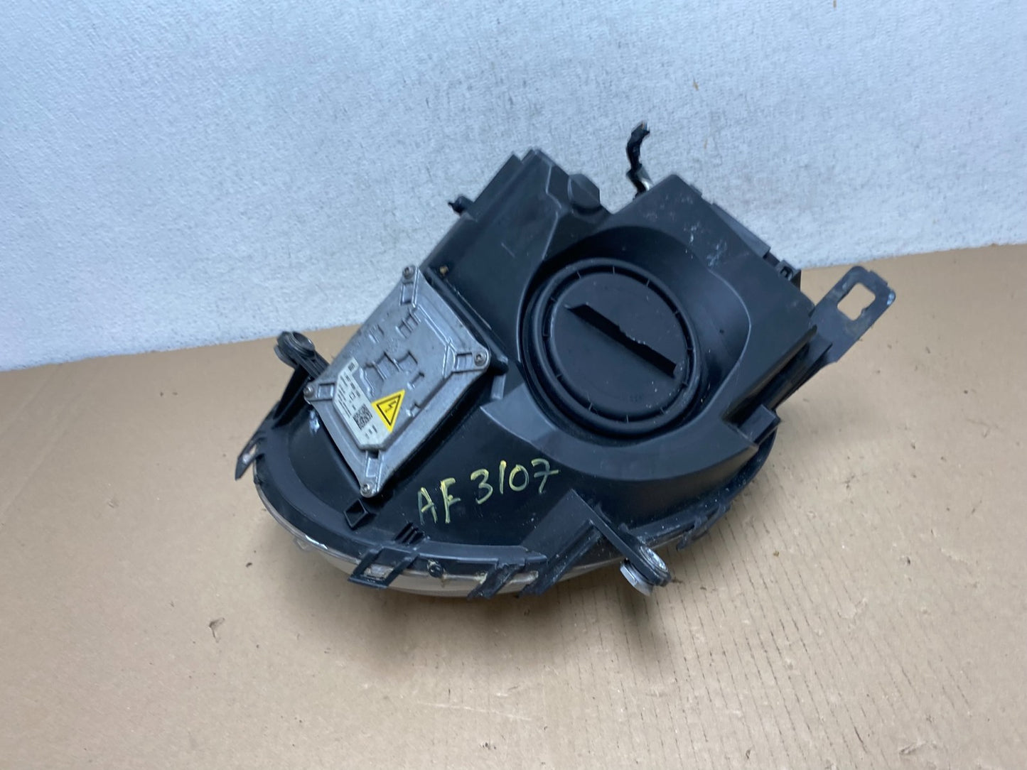 2007 to 2013 Mini Cooper Right Passenger Side Headlight Xenon HID AF3107 DW6