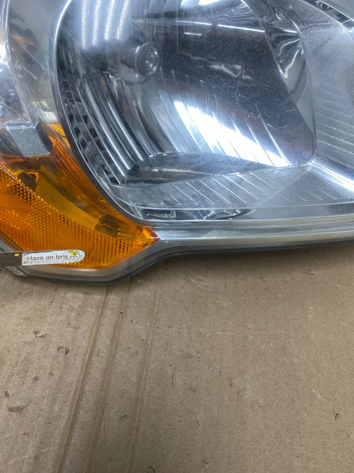 2007 to 2010 Kia Sportage Right Passenger RH Halogen Headlight T8207 DW7