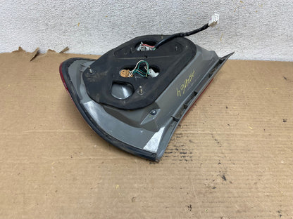 2005 to 2006 Toyota Camry Tail Light Left Driver Lh Side AH4164 LK6