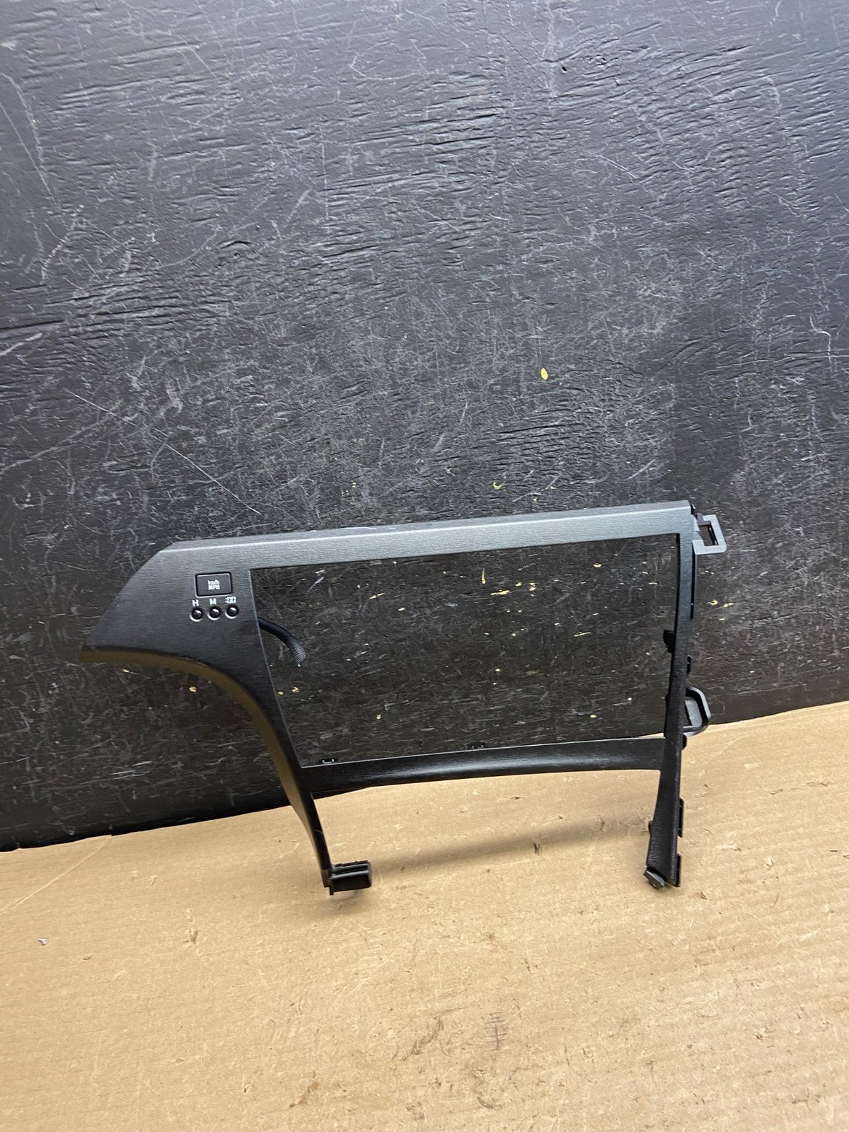 2010 to 2015 Toyota Prius Radio CD Player Screen Bezel Trim AH3768 DG0
