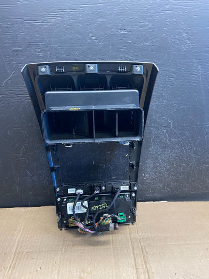 2007 - 2012 GMC Acadia A/C Heater Climate Control Radio Panel Bezel OE AD7252 DG4