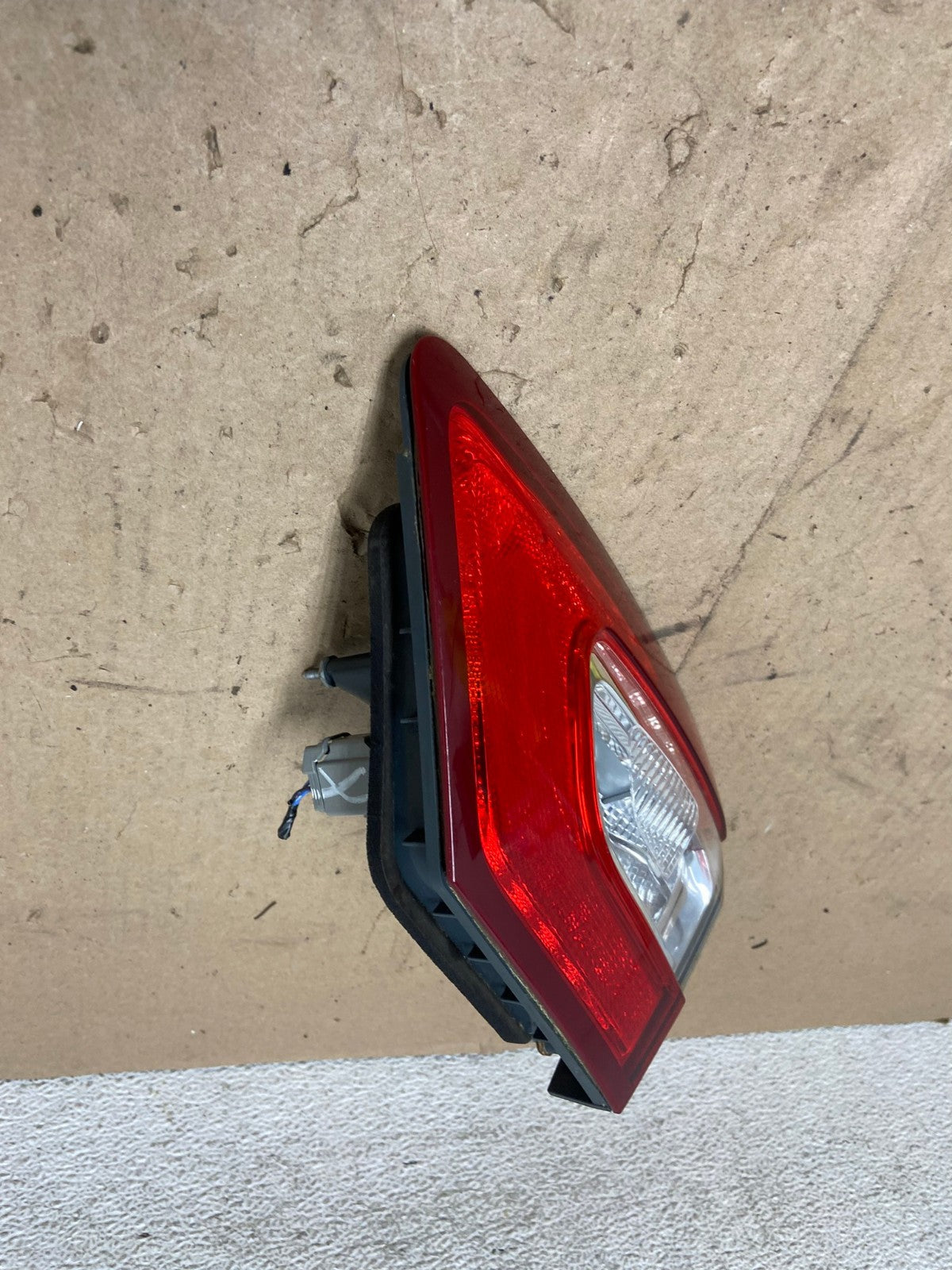 2013 to 2016 Ford Fusion Right Passenger RH Side Tail Light Inner AG4844 LK2