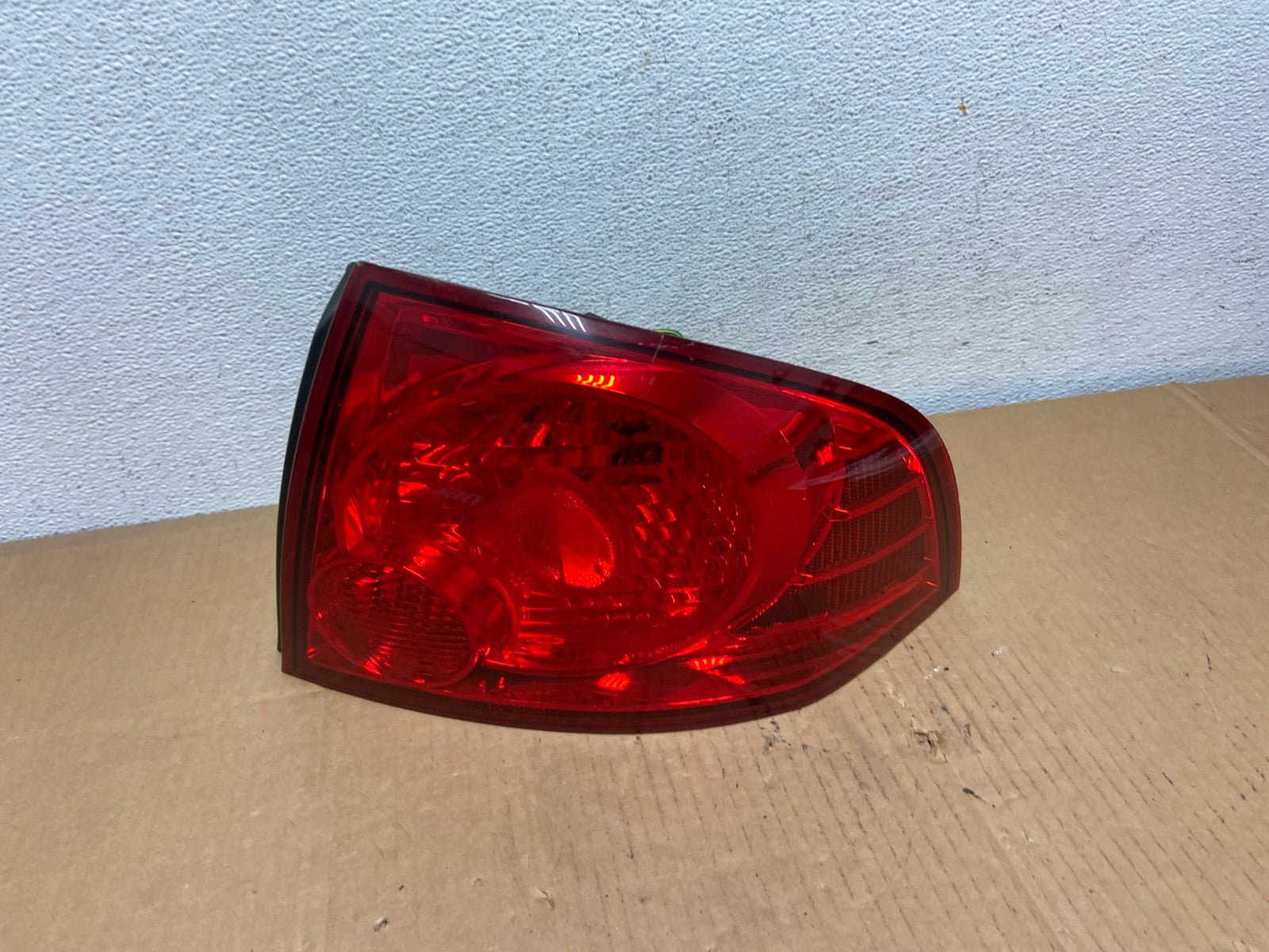 2004 2005 2006 Nissan Sentra Right Passenger Rh Side Tail Light AD0786 LK0