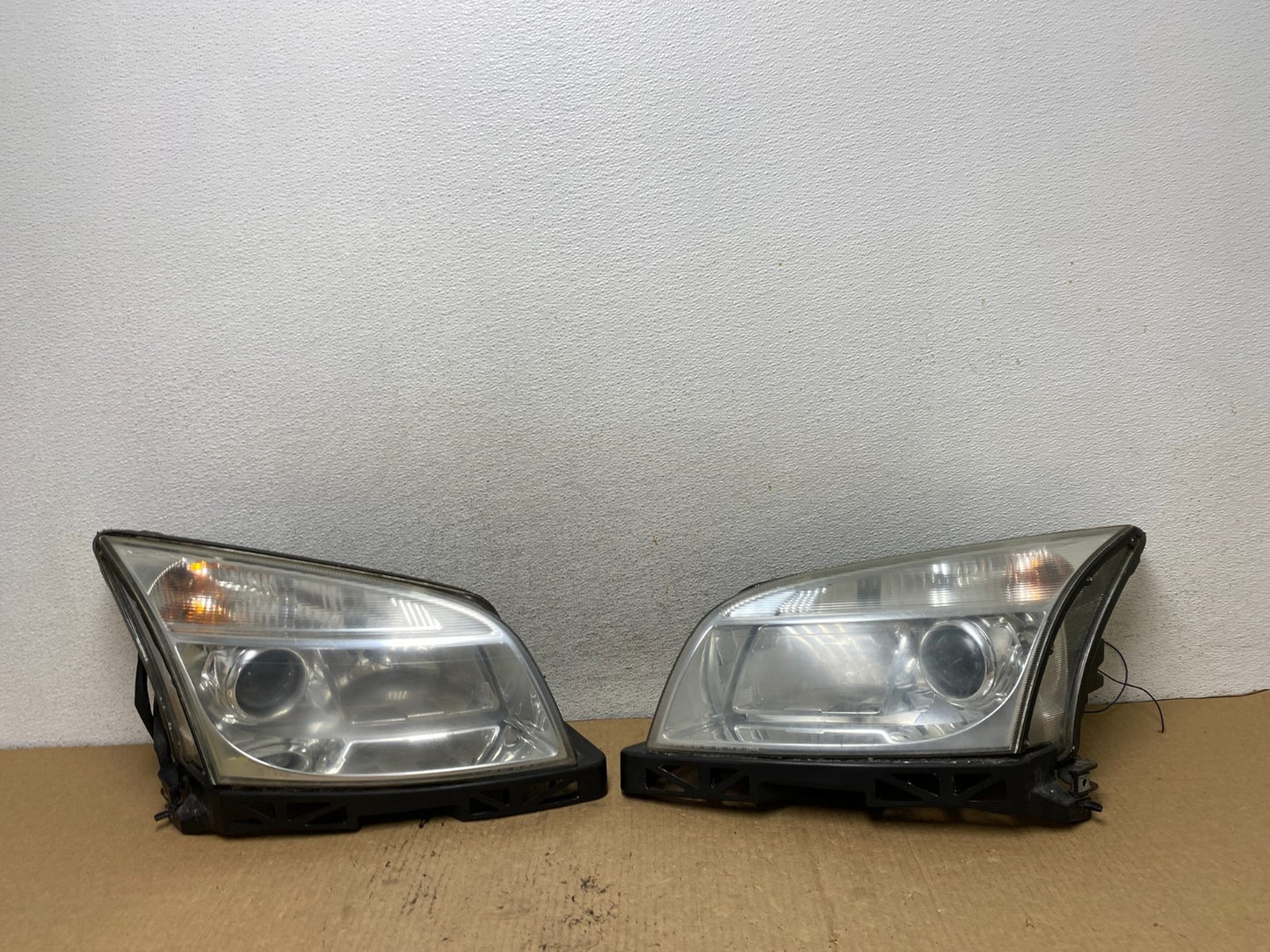 2006 to 2009 Mercury Milan Headlights Left+Right Halogen AG2253 DW0