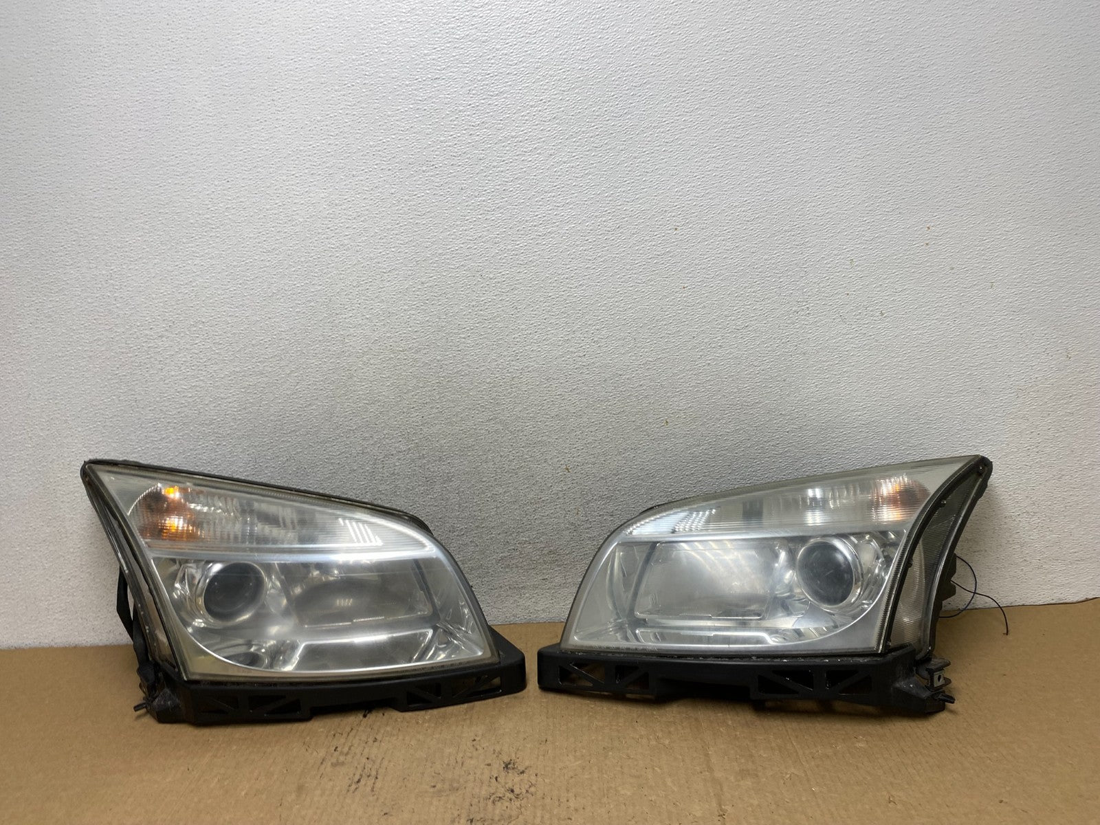 2006 to 2009 Mercury Milan Headlights Left+Right Halogen AG2253 DW0