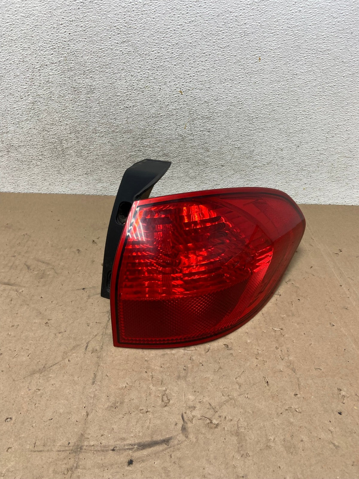 2008 to 2014 Subaru Tribeca Right Passenger RH Side Tail Light AG4949 LK0