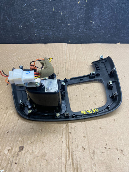2006-2012 Hyundai Sedona Front Center Console Gear Shifter Bezel Astray AE40506