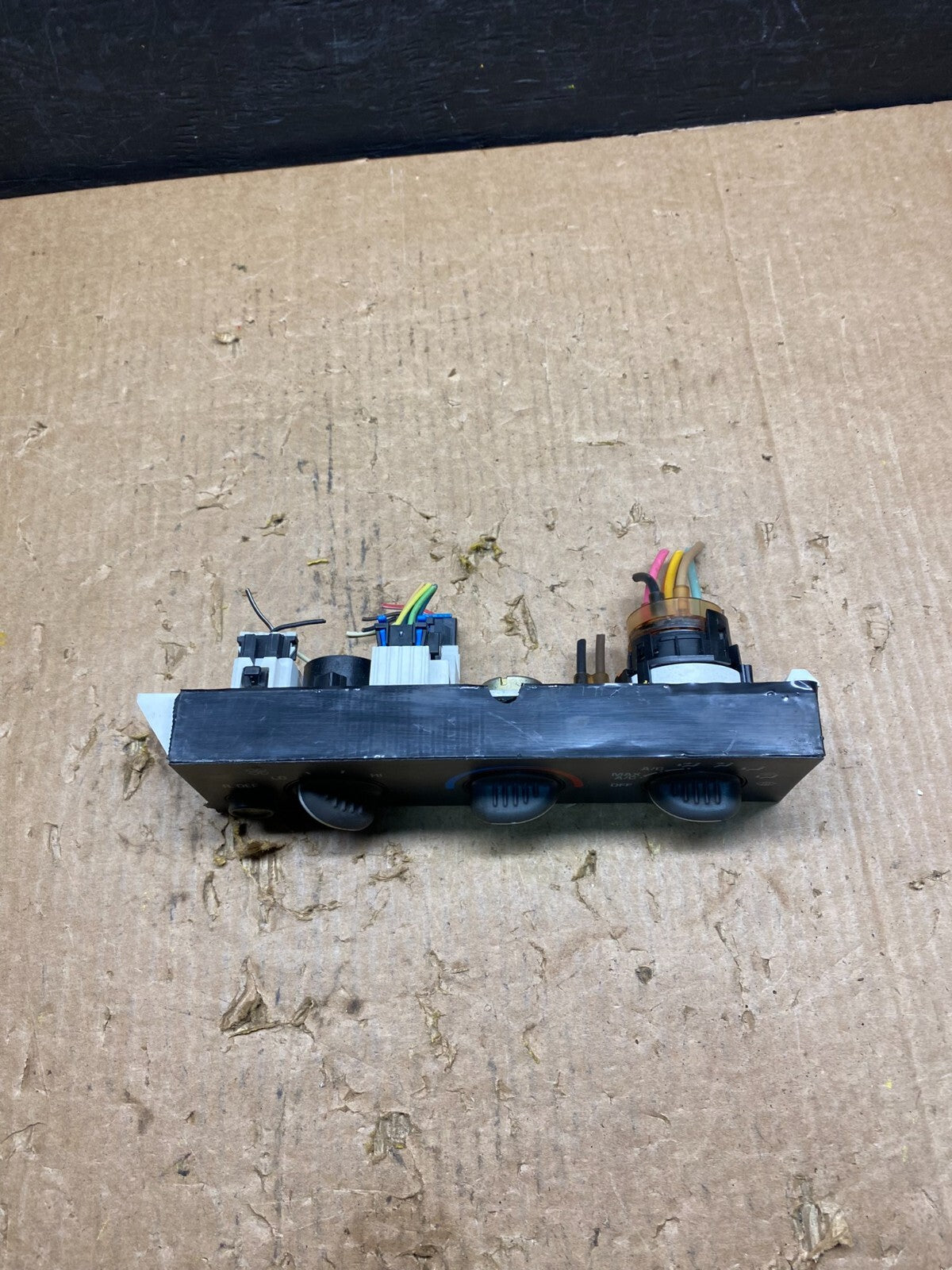 2001 - 2007 GMC Chevrolet Express 1500 Climate Control A/C H7274 DG13