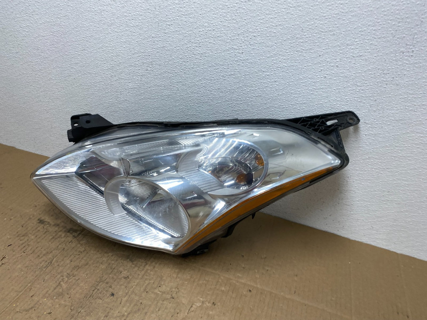 Sedan 2010 2011 2012 Nissan Altima Left Driver Side Headlight AB8470 DW1