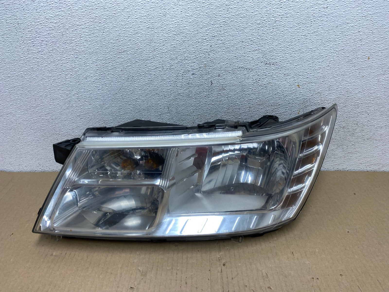 2009 to 2017 Dodge Journey Headlight Left Driver Lh Side Halogen AE9497 LK0