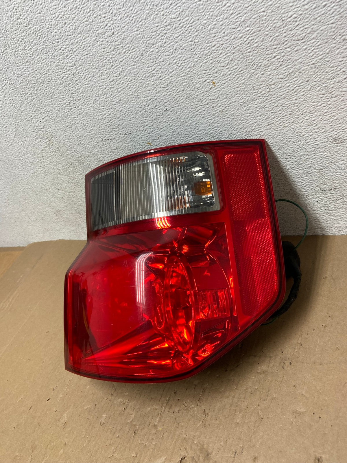 2003 to 2008 Honda Element Right Passenger Rh Side Tail Light AD7685 LK2