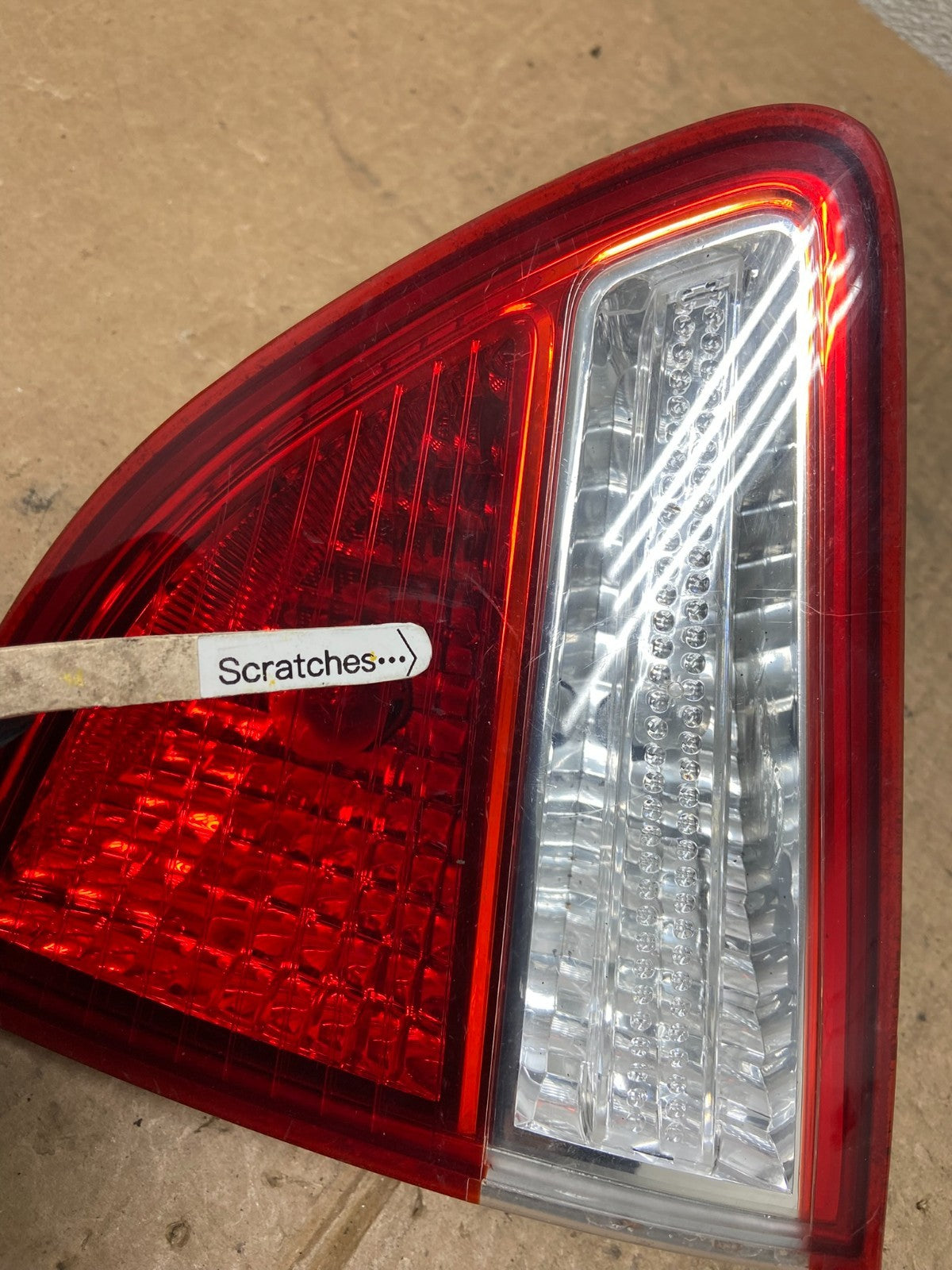 2007 to 2012 Hyundai Veracruz Right Passenger RH Inner Tail Light OEM AA3892 DW3