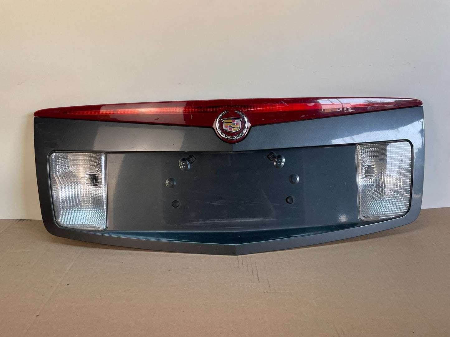 2003-2007 Cadillac CTS Trunk Panel Lid Backup License Plate 3rd Light AG0993 DG0
