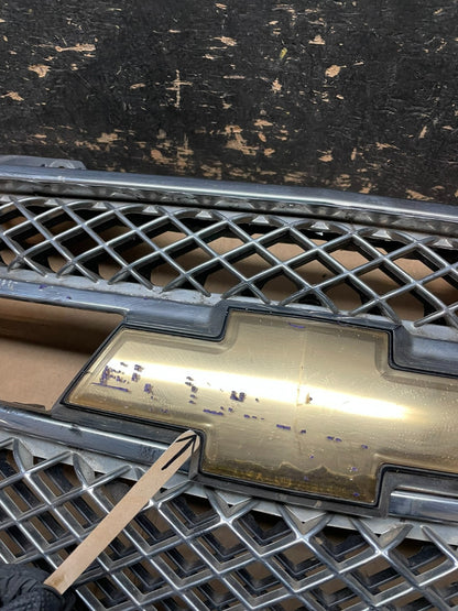 2007 to 2014 Chevrolet Avalanche Front Upper Lower Set Grill Grille Oem Z5723 DG3