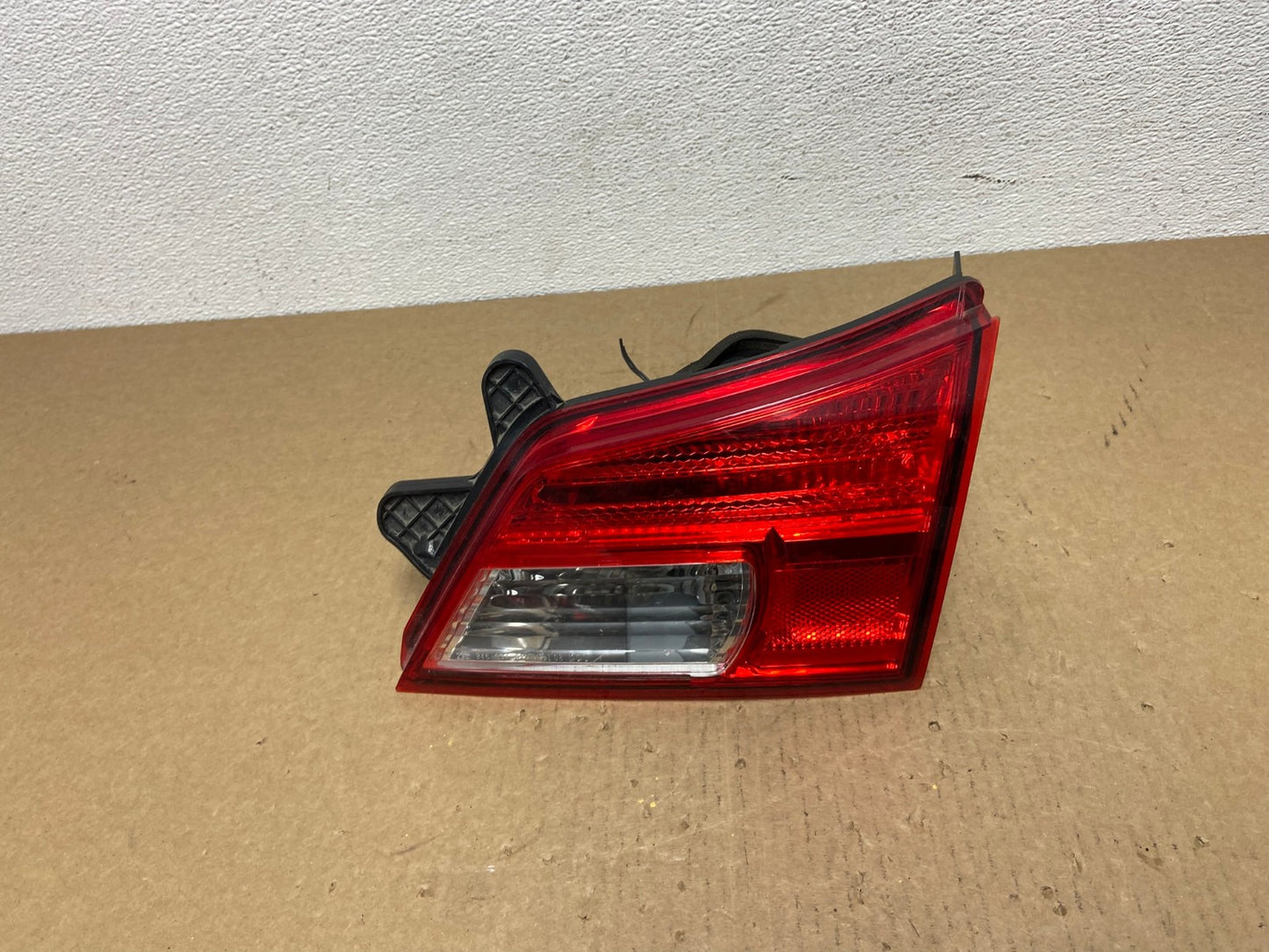 2010 - 2014 Subaru Outback Right Passenger RH Inner Tail Light OEM AC1159 LK0