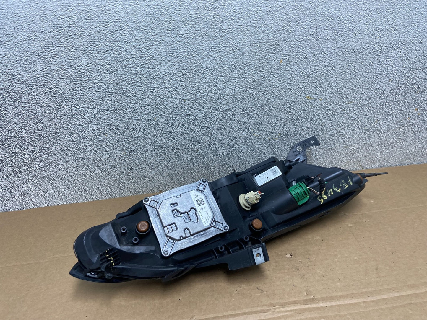 2014 - 2018 Jeep Cherokee Left Driver LH Side LED Headlight AB3485 DW4