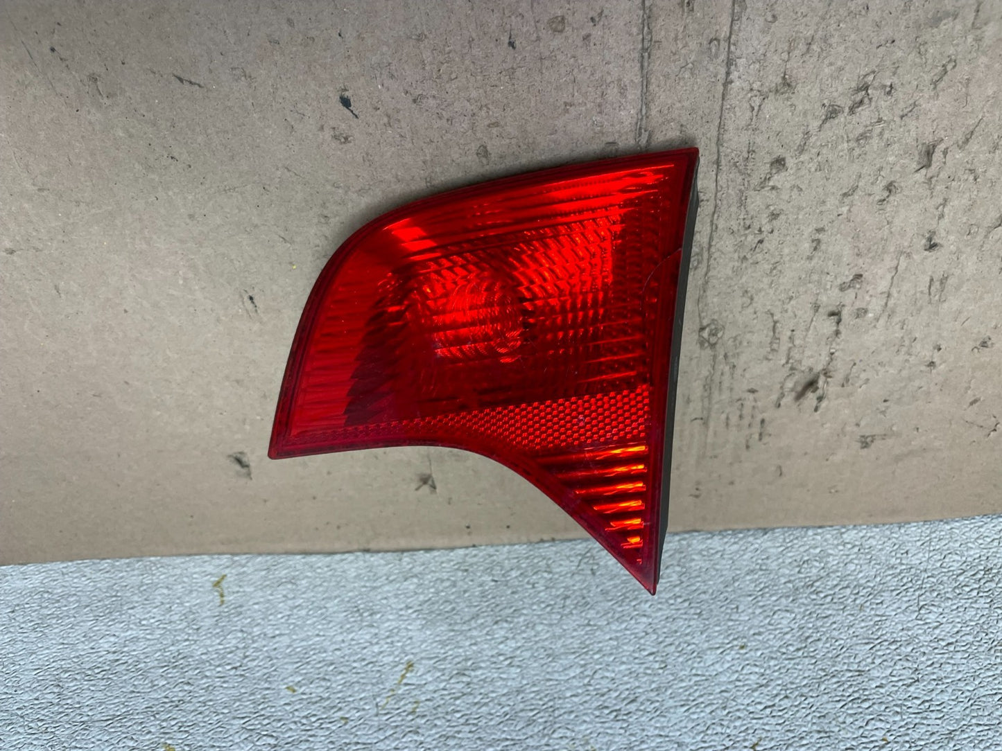 2004 - 2008 Audi A4 Sedan Right Passenger RH Side Inner Tail Light OEM Q4972 DW0