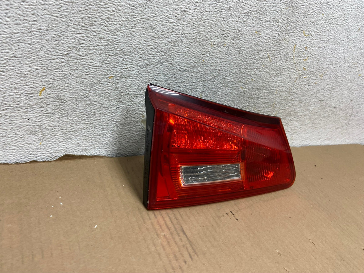 2006 - 2008 Lexus Is250 Is350 Left Driver LH Inner Tail Light AH2999 LK1