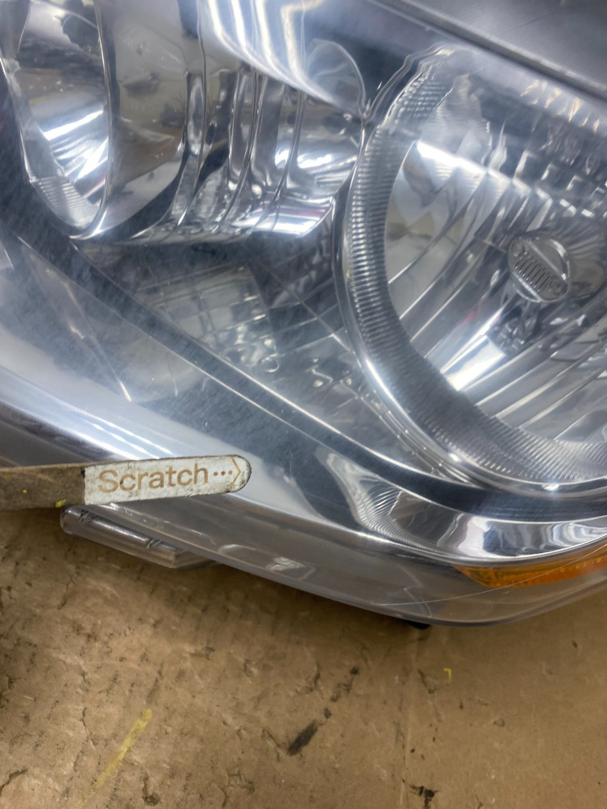 2011-2013 Jeep Grand Cherokee Left+Right Halogen Headlights V8597 DW5