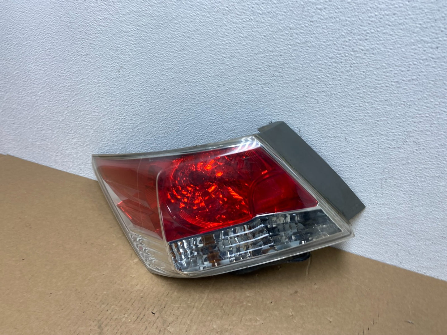 2008 to 2012 Honda Accord Sedan Tail light Left Driver LH Side AC1131 DW1